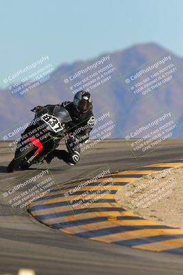 media/Dec-10-2023-SoCal Trackdays (Sun) [[0ce70f5433]]/Turn 12 (2pm)/